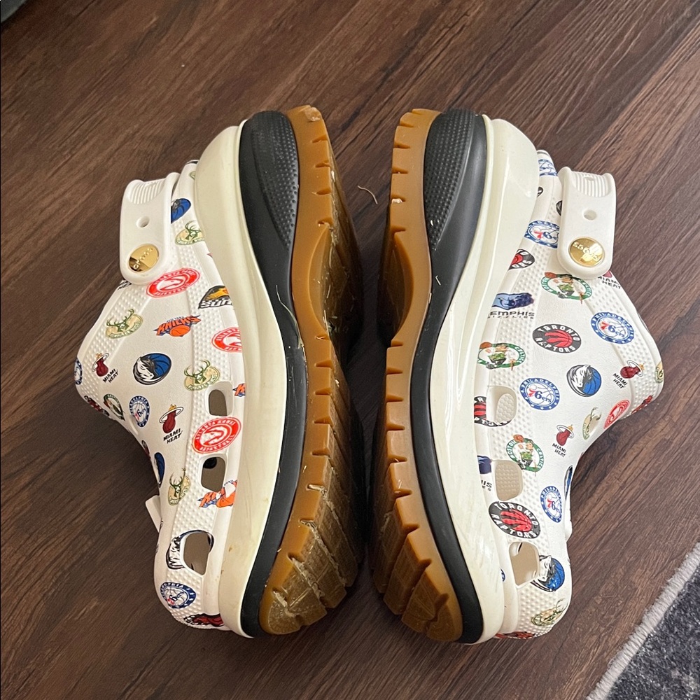CROCS NBA platform women’s 8